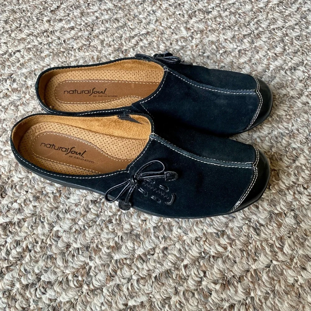 Naturalizer comfortable slip